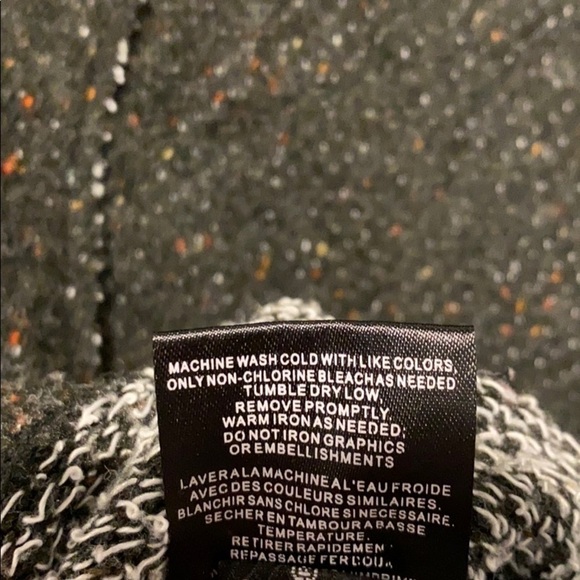 Volcom Oversized Crew Mixed Color EUC - Picture 12 of 16